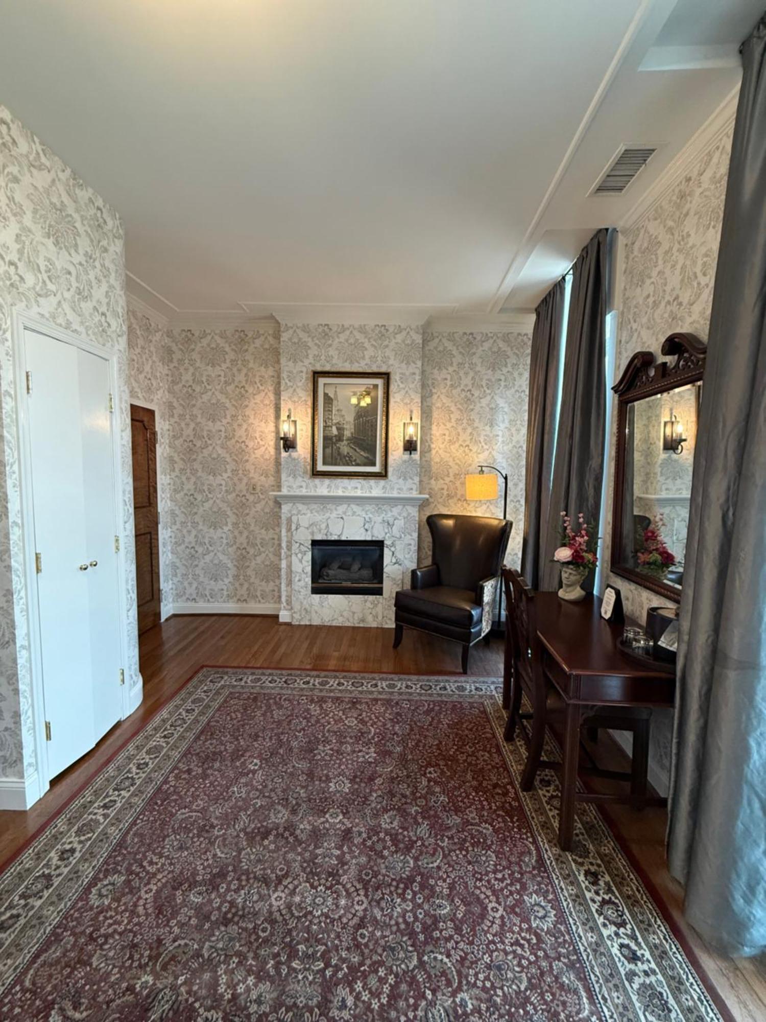 Penn's View 3*