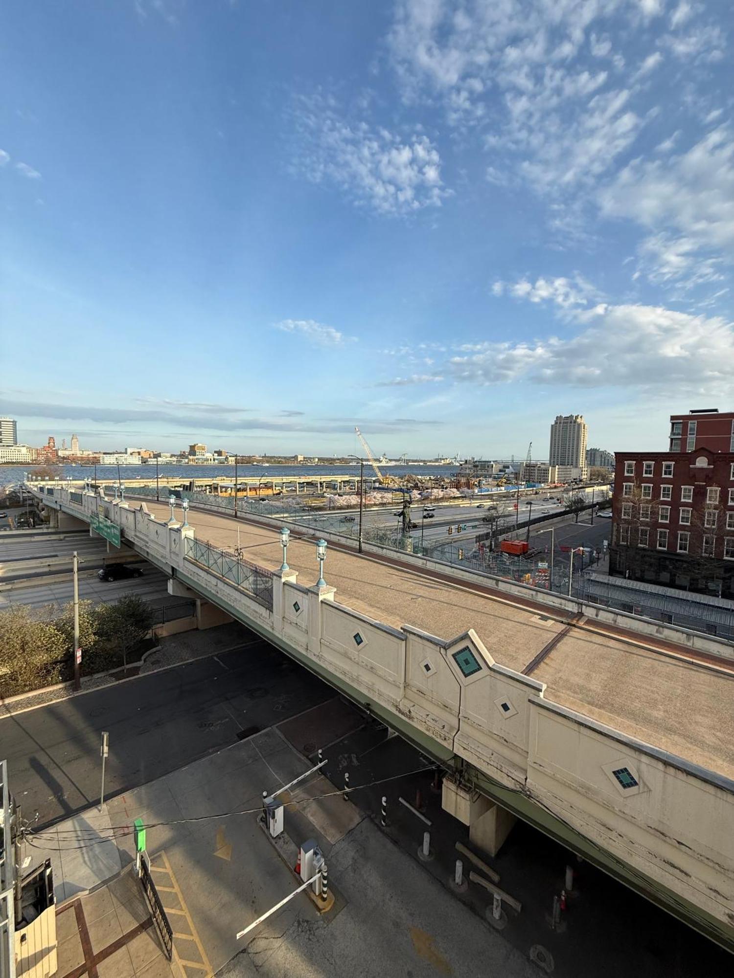 Penn's View Hotel Philadelphia