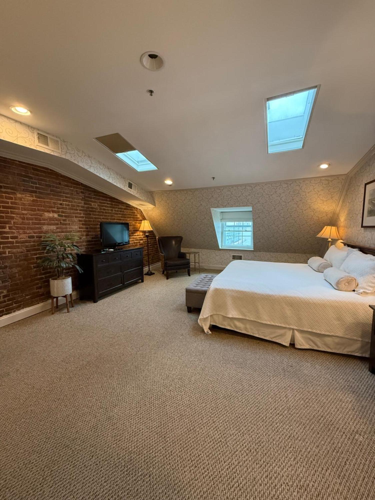 Penn's View 3* Philadelphia