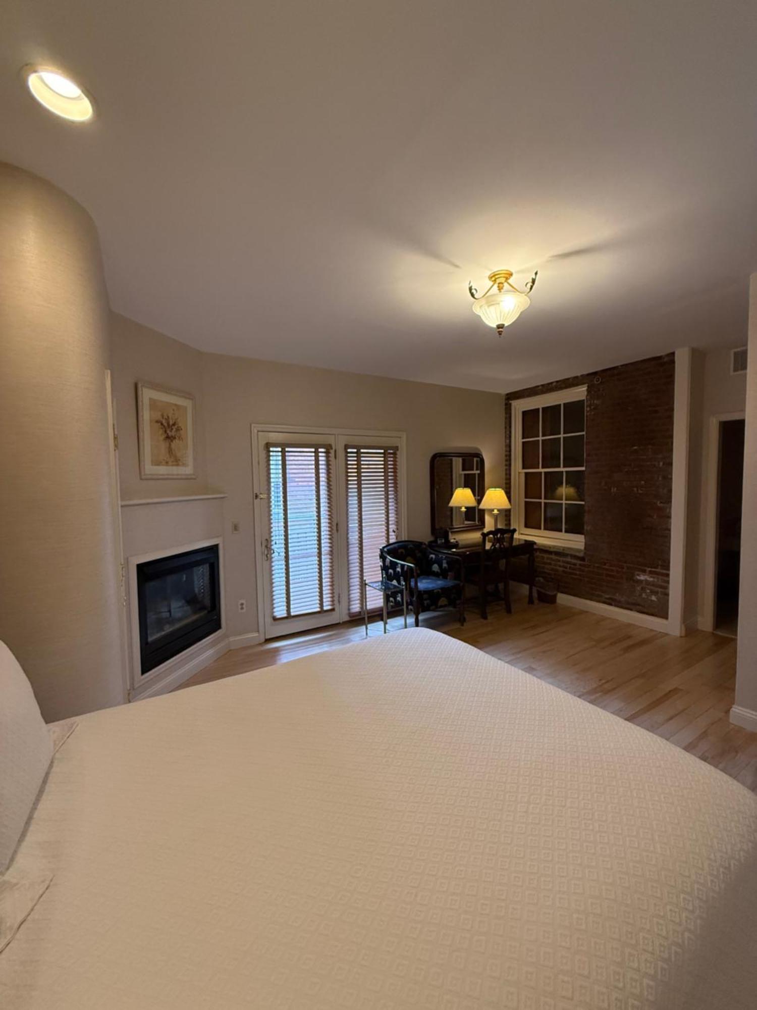 Hotel Penn's View 3*