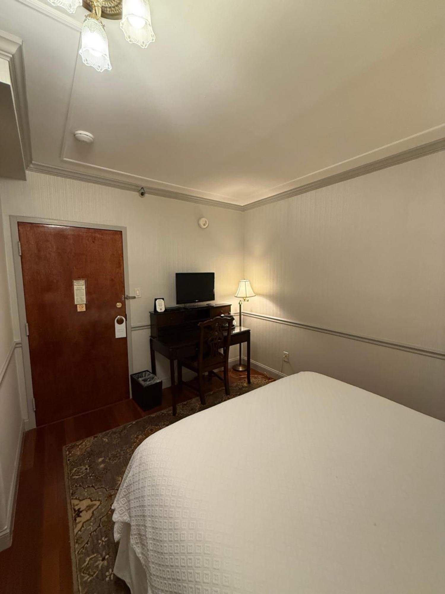 Penn's View 3*
